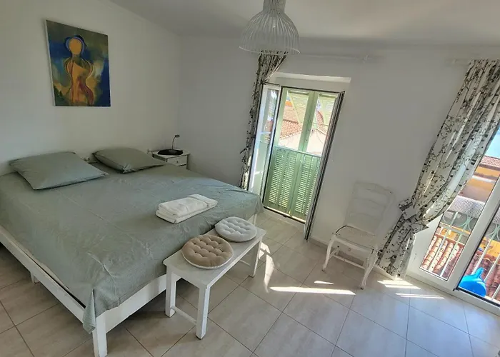 Au Nid D'azur, Vue Daire *